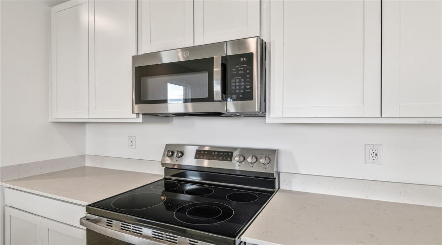 Dundee, Florida 33838, 4 Bedroom Bedrooms, ,3 Bathroombathrooms,Residential,For Sale,Daisy Hill,0,Mfrs5137813