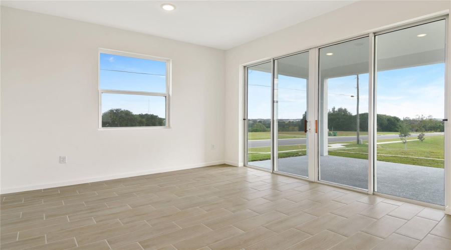 Dundee, Florida 33838, 4 Bedroom Bedrooms, ,3 Bathroombathrooms,Residential,For Sale,Daisy Hill,0,Mfrs5137813