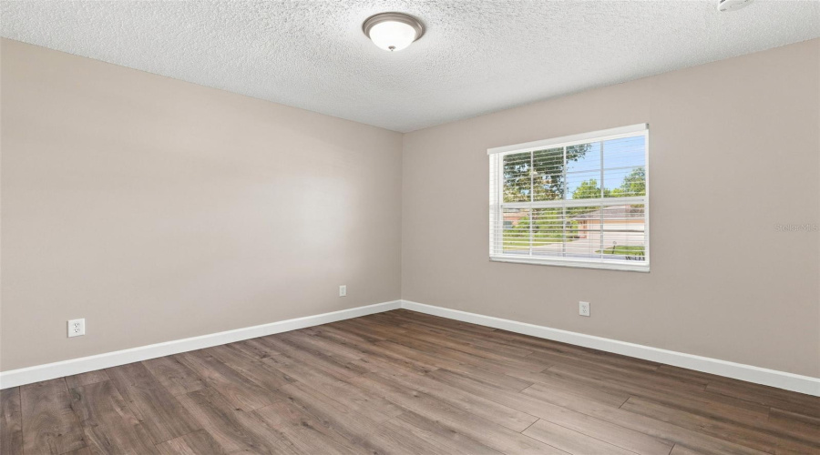 Edgewater, Florida 32141, 3 Bedroom Bedrooms, ,2 Bathroombathrooms,Residential,For Sale,Pine Tree,0,Mfrv4950871