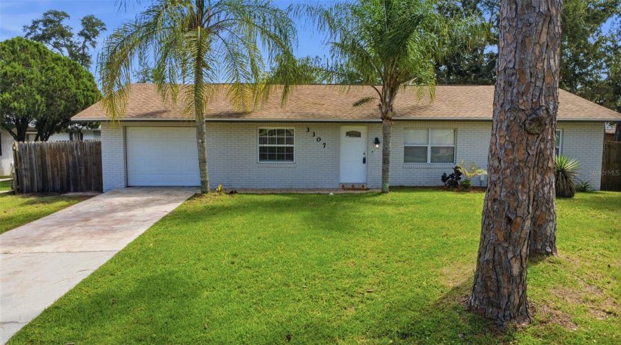 Edgewater, Florida 32141, 3 Bedroom Bedrooms, ,2 Bathroombathrooms,Residential,For Sale,Pine Tree,0,Mfrv4950871