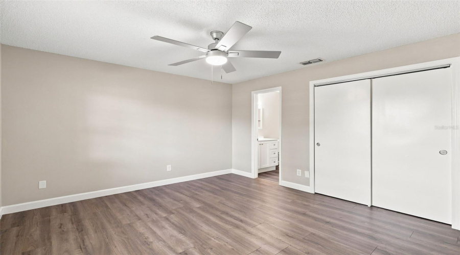 Edgewater, Florida 32141, 3 Bedroom Bedrooms, ,2 Bathroombathrooms,Residential,For Sale,Pine Tree,0,Mfrv4950871