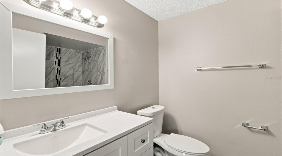 Edgewater, Florida 32141, 3 Bedroom Bedrooms, ,2 Bathroombathrooms,Residential,For Sale,Pine Tree,0,Mfrv4950871