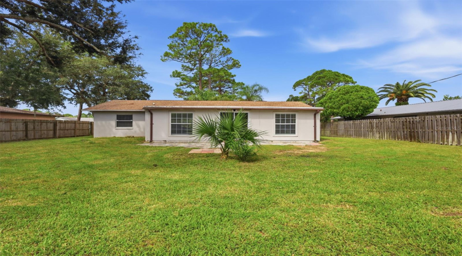 Edgewater, Florida 32141, 3 Bedroom Bedrooms, ,2 Bathroombathrooms,Residential,For Sale,Pine Tree,0,Mfrv4950871
