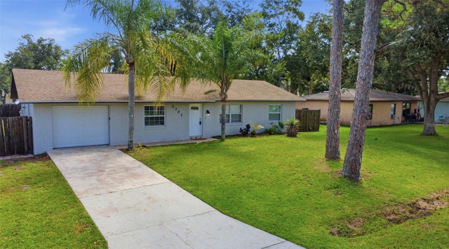 Edgewater, Florida 32141, 3 Bedroom Bedrooms, ,2 Bathroombathrooms,Residential,For Sale,Pine Tree,0,Mfrv4950871