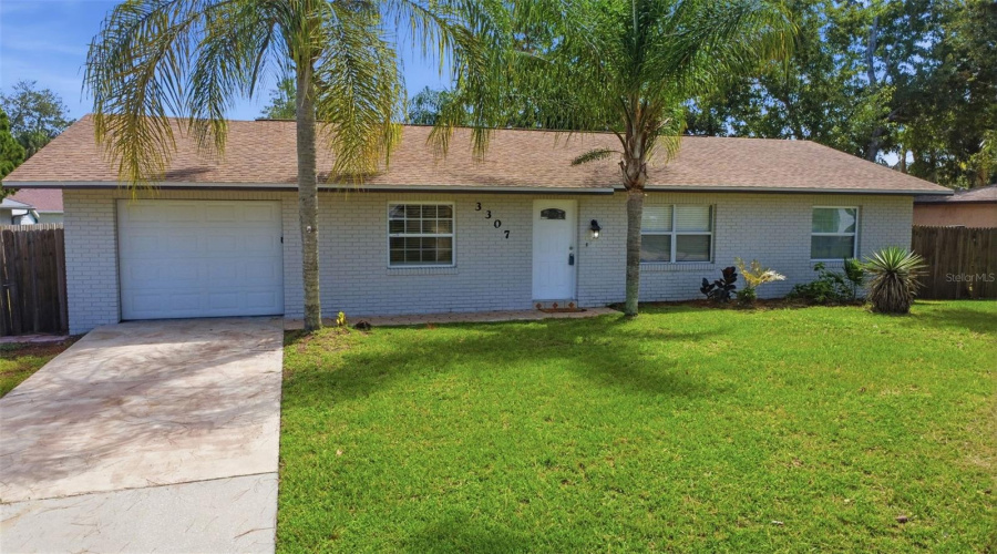 Edgewater, Florida 32141, 3 Bedroom Bedrooms, ,2 Bathroombathrooms,Residential,For Sale,Pine Tree,0,Mfrv4950871