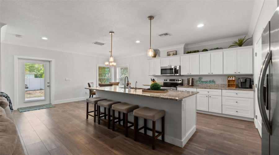 Dunedin, Florida 34698, 3 Bedroom Bedrooms, ,2 Bathroombathrooms,Residential,For Sale,Belcher,0,Mfrw7886579