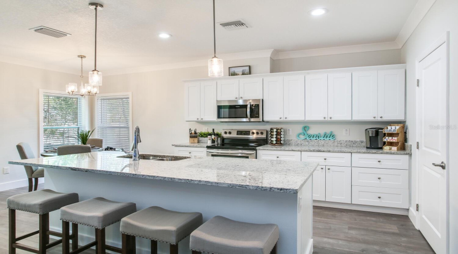Dunedin, Florida 34698, 3 Bedroom Bedrooms, ,2 Bathroombathrooms,Residential,For Sale,Belcher,0,Mfrw7886579