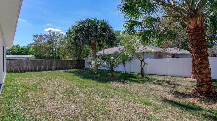 Dunedin, Florida 34698, 3 Bedroom Bedrooms, ,2 Bathroombathrooms,Residential,For Sale,Belcher,0,Mfrw7886579