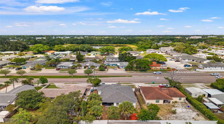Dunedin, Florida 34698, 3 Bedroom Bedrooms, ,2 Bathroombathrooms,Residential,For Sale,Belcher,0,Mfrw7886579