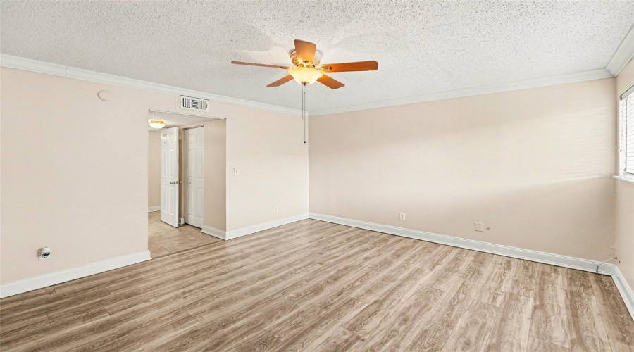 Tampa, Florida 33615, 2 Bedroom Bedrooms, ,1 Bathroombathrooms,Residential,For Sale,Newtown,0,Mfrtb8502040