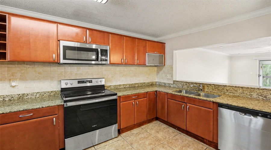 Tampa, Florida 33615, 2 Bedroom Bedrooms, ,1 Bathroombathrooms,Residential,For Sale,Newtown,0,Mfrtb8502040