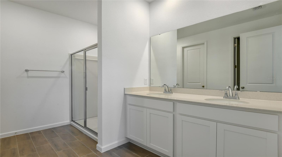 Winter Haven, Florida 33884, 4 Bedroom Bedrooms, ,2 Bathroombathrooms,Residential,For Sale,Kinsley,0,Mfrs5127810
