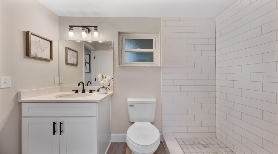 Winter Haven, Florida 33880, 3 Bedroom Bedrooms, ,2 Bathroombathrooms,Residential,For Sale,Lake Thomas,0,Mfrl4959685