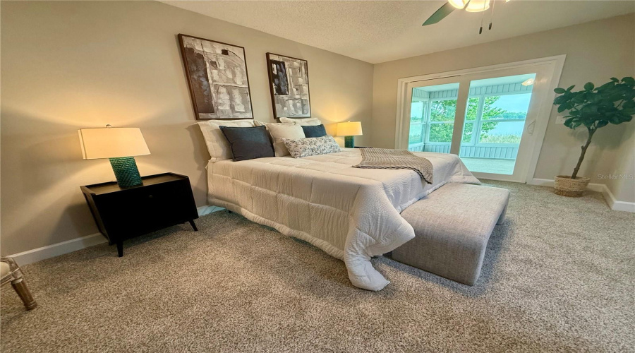 Winter Haven, Florida 33880, 3 Bedroom Bedrooms, ,2 Bathroombathrooms,Residential,For Sale,Lake Thomas,0,Mfrl4959685