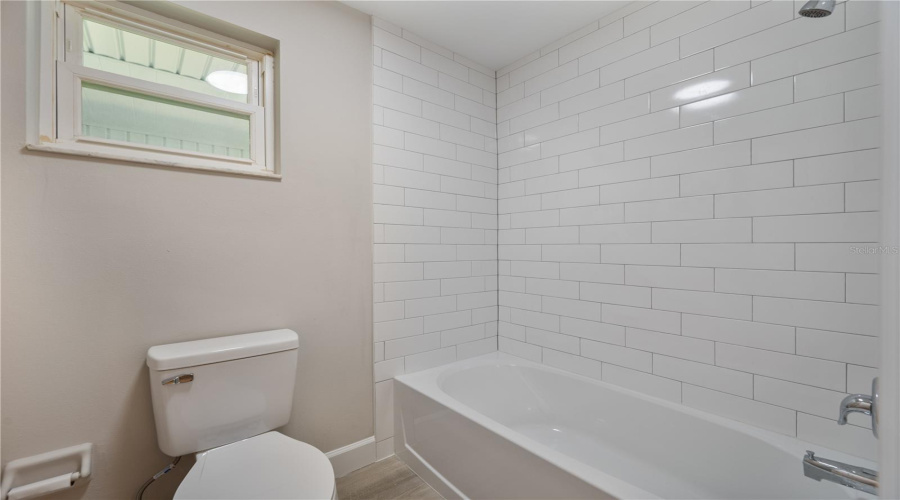 Winter Haven, Florida 33880, 3 Bedroom Bedrooms, ,2 Bathroombathrooms,Residential,For Sale,Lake Thomas,0,Mfrl4959685