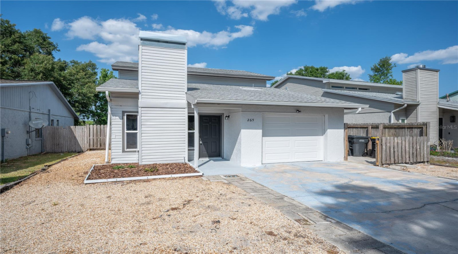Winter Haven, Florida 33880, 3 Bedroom Bedrooms, ,2 Bathroombathrooms,Residential,For Sale,Lake Thomas,0,Mfrl4959685