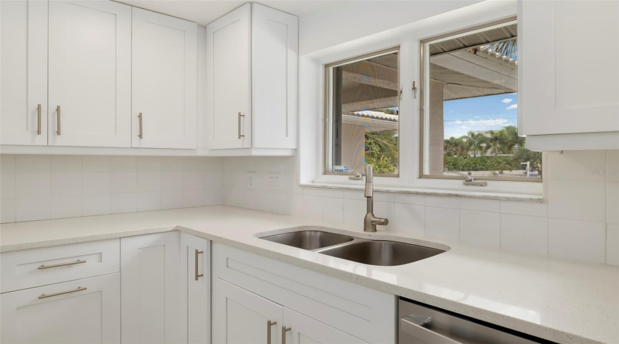 Sarasota, Florida 34236, 4 Bedroom Bedrooms, ,3 Bathroombathrooms,Residential,For Sale,Garfield,0,Mfra4702849