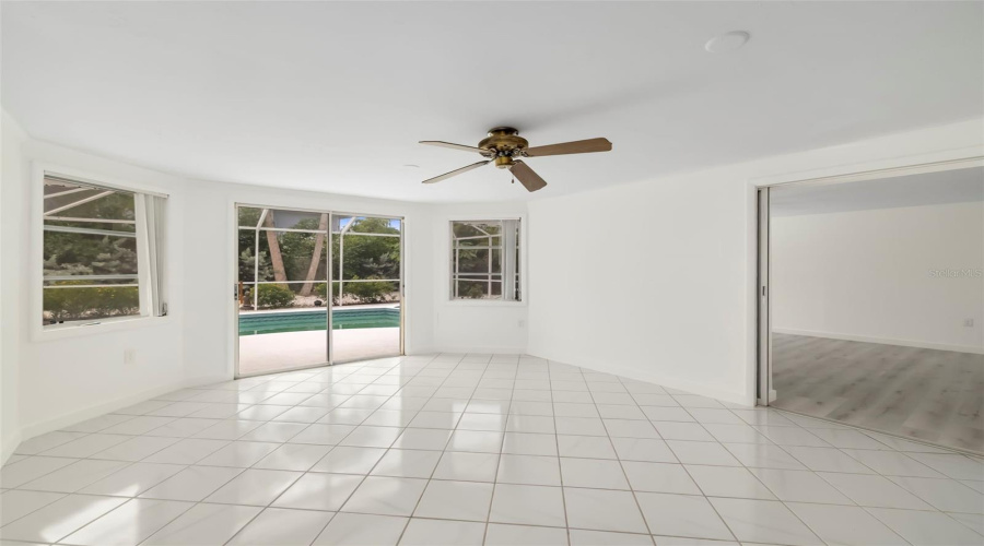 Sarasota, Florida 34236, 4 Bedroom Bedrooms, ,3 Bathroombathrooms,Residential,For Sale,Garfield,0,Mfra4702849