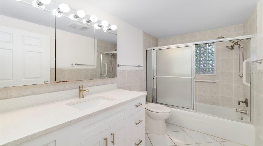 Guest Bathroom Between Primary And 2Nd Bedroom