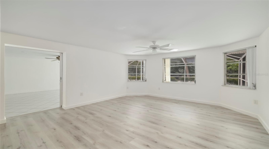 Sarasota, Florida 34236, 4 Bedroom Bedrooms, ,3 Bathroombathrooms,Residential,For Sale,Garfield,0,Mfra4702849