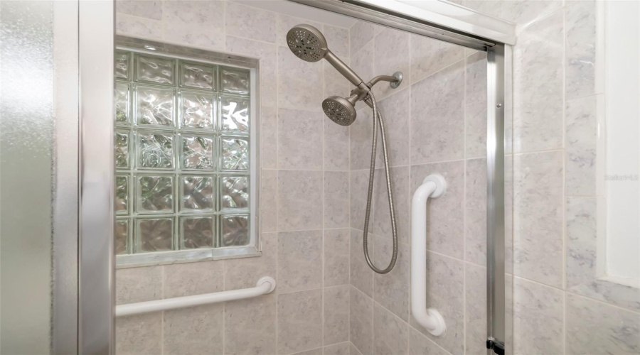 Sarasota, Florida 34236, 4 Bedroom Bedrooms, ,3 Bathroombathrooms,Residential,For Sale,Garfield,0,Mfra4702849