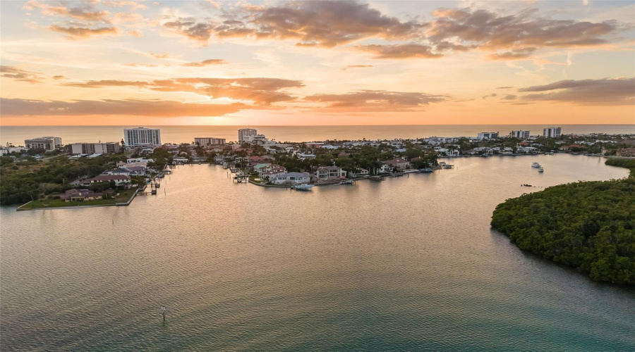 Sarasota, Florida 34236, 4 Bedroom Bedrooms, ,3 Bathroombathrooms,Residential,For Sale,Garfield,0,Mfra4702849