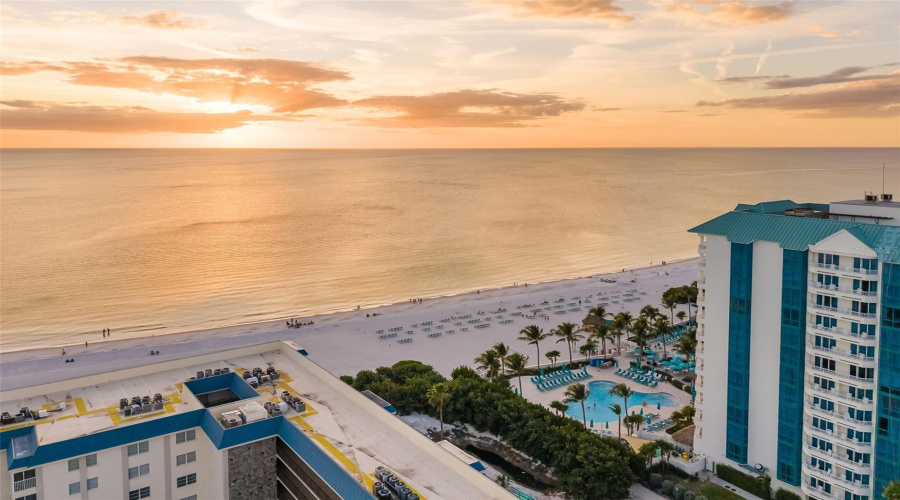Sarasota, Florida 34236, 4 Bedroom Bedrooms, ,3 Bathroombathrooms,Residential,For Sale,Garfield,0,Mfra4702849