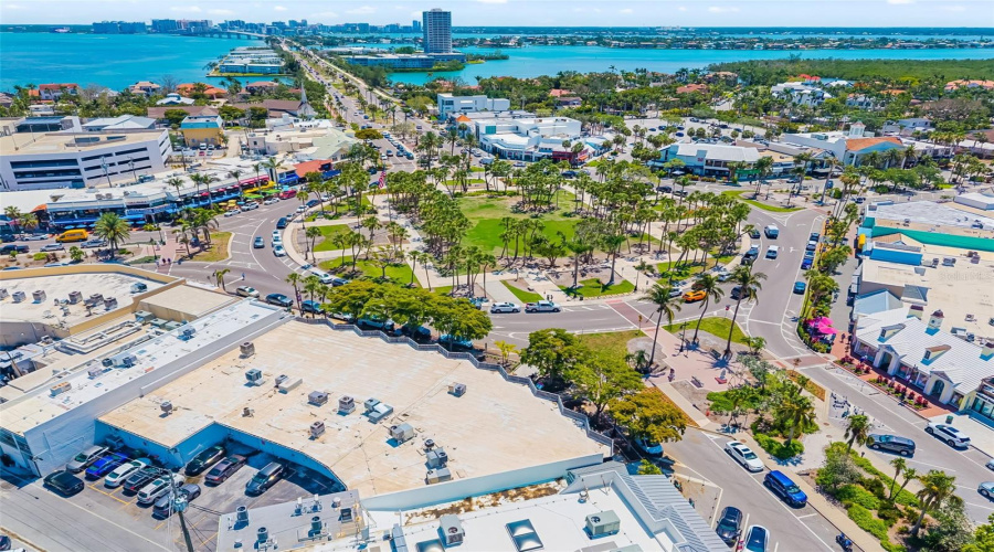 Sarasota, Florida 34236, 4 Bedroom Bedrooms, ,3 Bathroombathrooms,Residential,For Sale,Garfield,0,Mfra4702849