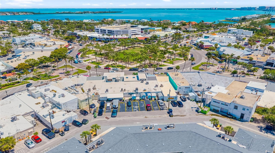 Sarasota, Florida 34236, 4 Bedroom Bedrooms, ,3 Bathroombathrooms,Residential,For Sale,Garfield,0,Mfra4702849