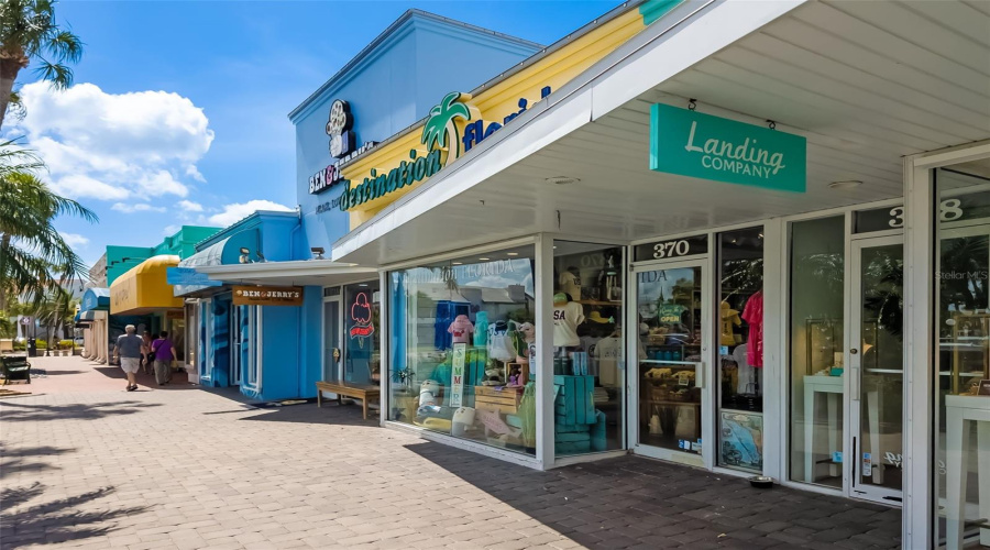 Sarasota, Florida 34236, 4 Bedroom Bedrooms, ,3 Bathroombathrooms,Residential,For Sale,Garfield,0,Mfra4702849
