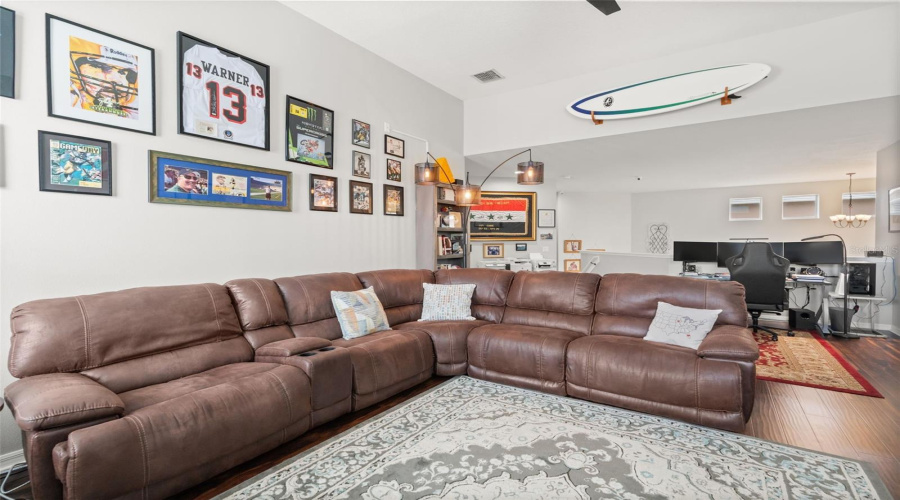 Orlando, Florida 32828, 5 Bedroom Bedrooms, ,4 Bathroombathrooms,Residential,For Sale,Cortona,0,Mfro6430163