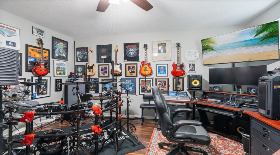 Orlando, Florida 32828, 5 Bedroom Bedrooms, ,4 Bathroombathrooms,Residential,For Sale,Cortona,0,Mfro6430163