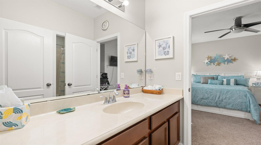 Orlando, Florida 32828, 5 Bedroom Bedrooms, ,4 Bathroombathrooms,Residential,For Sale,Cortona,0,Mfro6430163