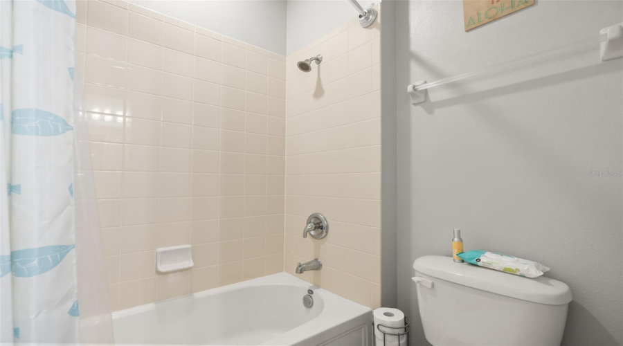 Orlando, Florida 32828, 5 Bedroom Bedrooms, ,4 Bathroombathrooms,Residential,For Sale,Cortona,0,Mfro6430163