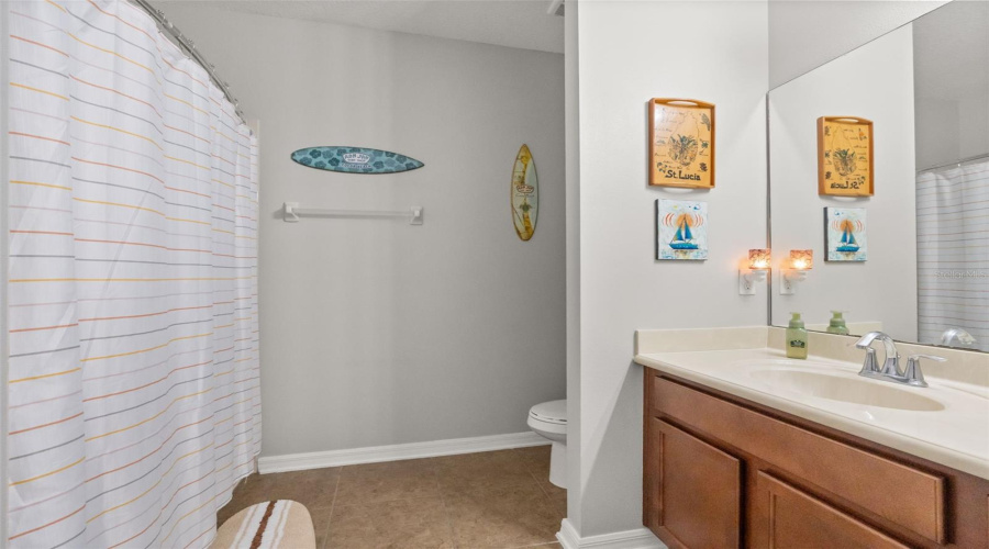 Orlando, Florida 32828, 5 Bedroom Bedrooms, ,4 Bathroombathrooms,Residential,For Sale,Cortona,0,Mfro6430163
