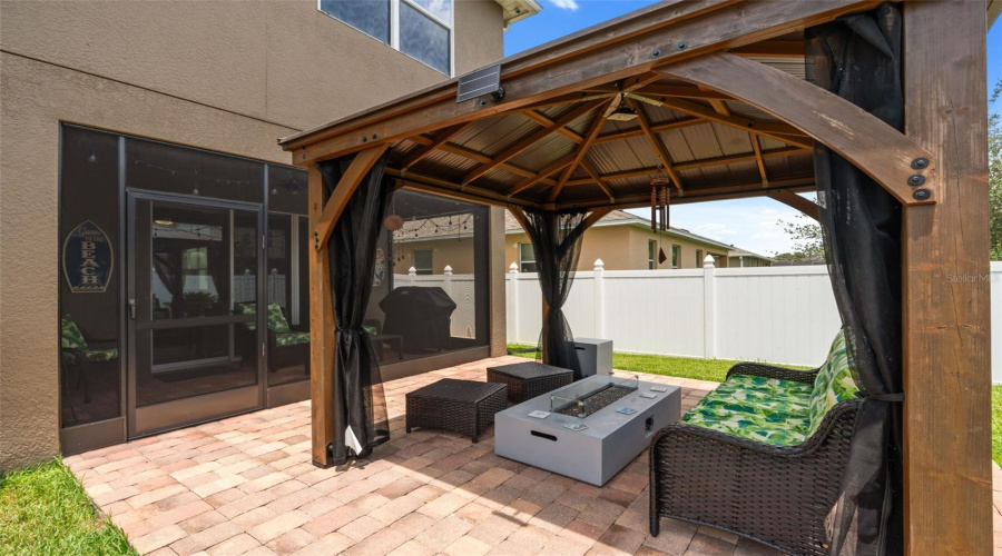 Orlando, Florida 32828, 5 Bedroom Bedrooms, ,4 Bathroombathrooms,Residential,For Sale,Cortona,0,Mfro6430163