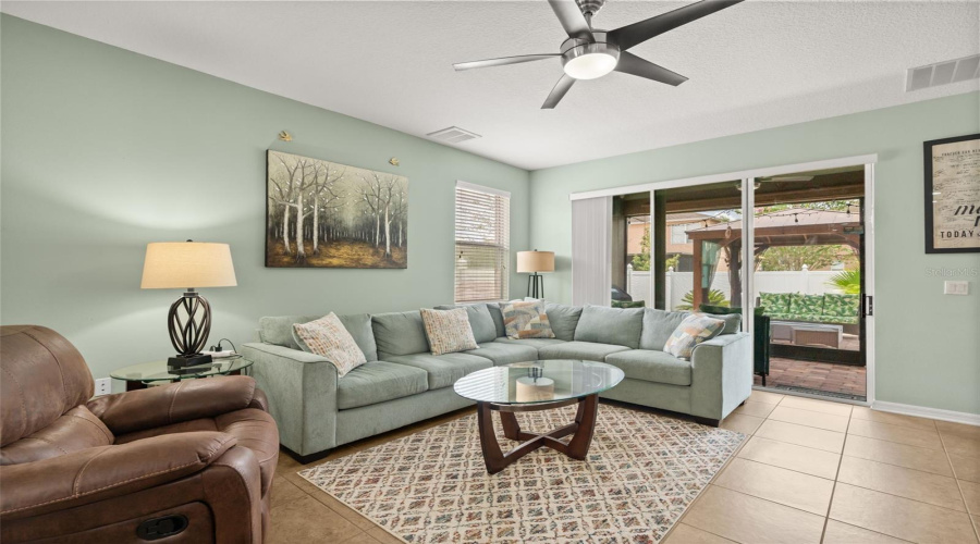 Orlando, Florida 32828, 5 Bedroom Bedrooms, ,4 Bathroombathrooms,Residential,For Sale,Cortona,0,Mfro6430163