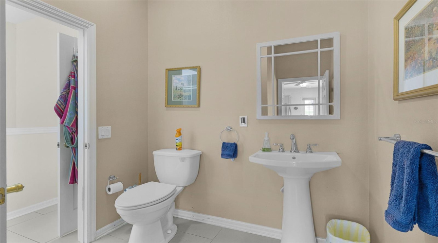 Half Bath Off Kitchen &Amp; Primary Bedroom