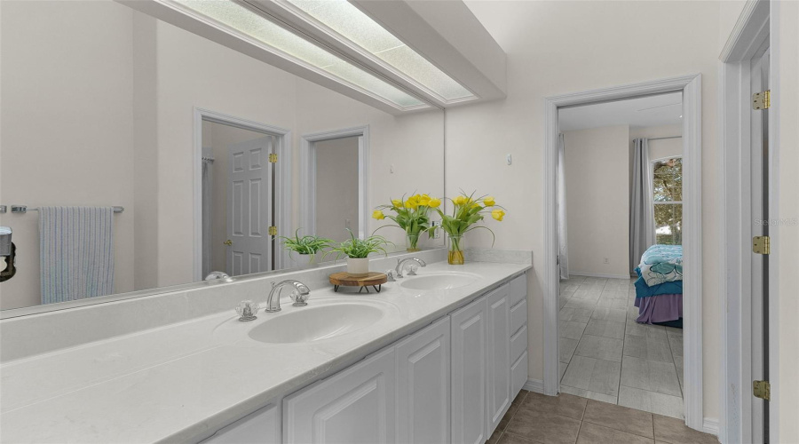 Guest Bathroom 1