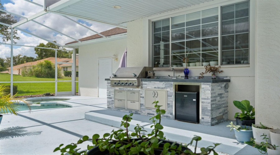 Summer Kitchen
