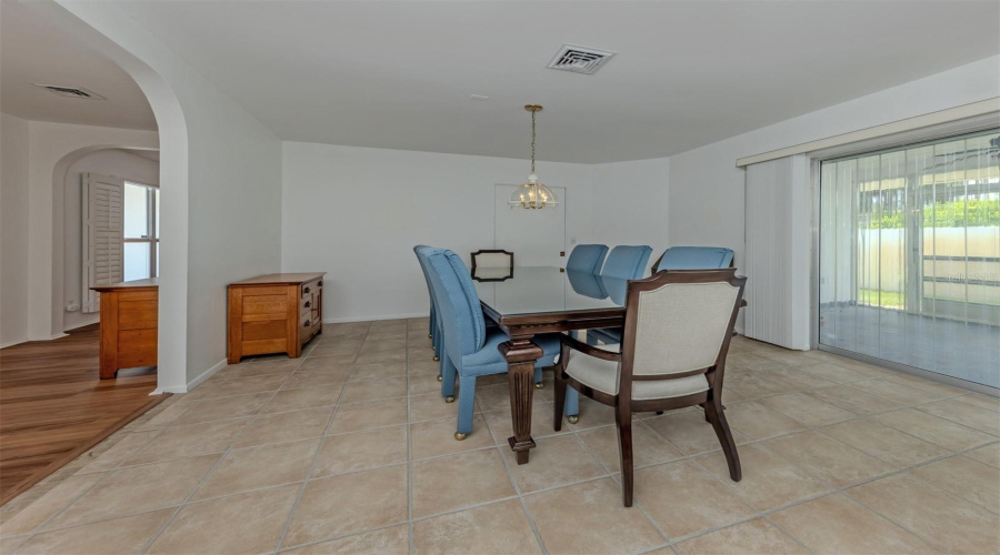Venice, Florida 34285, 2 Bedroom Bedrooms, ,2 Bathroombathrooms,Residential,For Sale,Gulf Manor,0,Mfrn6145381