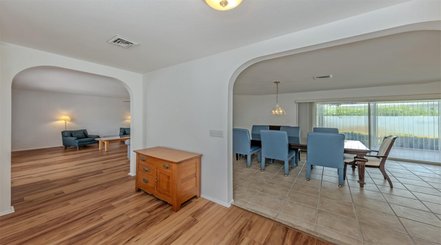 Venice, Florida 34285, 2 Bedroom Bedrooms, ,2 Bathroombathrooms,Residential,For Sale,Gulf Manor,0,Mfrn6145381
