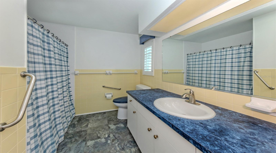 Venice, Florida 34285, 2 Bedroom Bedrooms, ,2 Bathroombathrooms,Residential,For Sale,Gulf Manor,0,Mfrn6145381