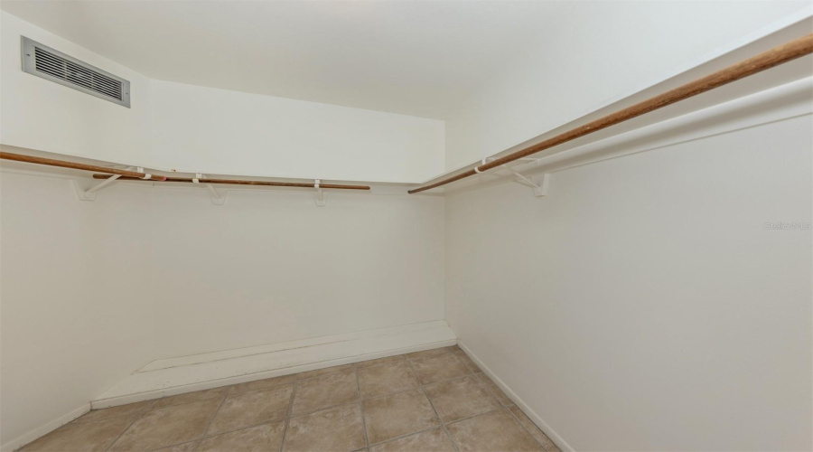 Venice, Florida 34285, 2 Bedroom Bedrooms, ,2 Bathroombathrooms,Residential,For Sale,Gulf Manor,0,Mfrn6145381