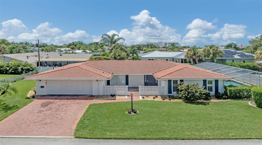 Venice, Florida 34285, 2 Bedroom Bedrooms, ,2 Bathroombathrooms,Residential,For Sale,Gulf Manor,0,Mfrn6145381