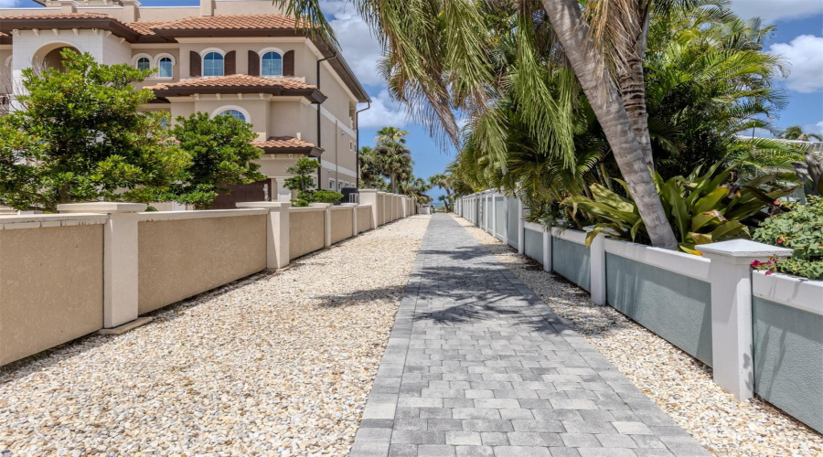 Venice, Florida 34285, 2 Bedroom Bedrooms, ,2 Bathroombathrooms,Residential,For Sale,Gulf Manor,0,Mfrn6145381