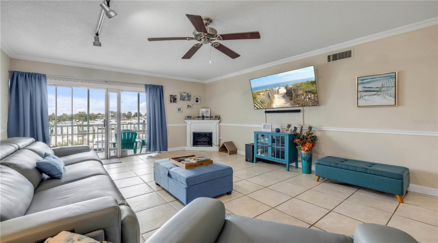 Daytona Beach, Florida 32114, 2 Bedroom Bedrooms, ,2 Bathroombathrooms,Residential,For Sale,Beach,0,Mfro6436533