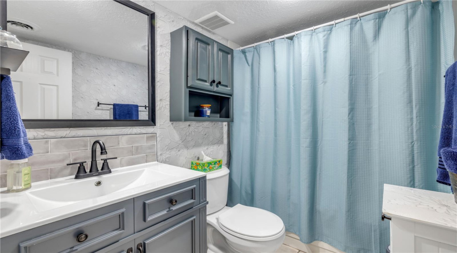 Daytona Beach, Florida 32114, 2 Bedroom Bedrooms, ,2 Bathroombathrooms,Residential,For Sale,Beach,0,Mfro6436533