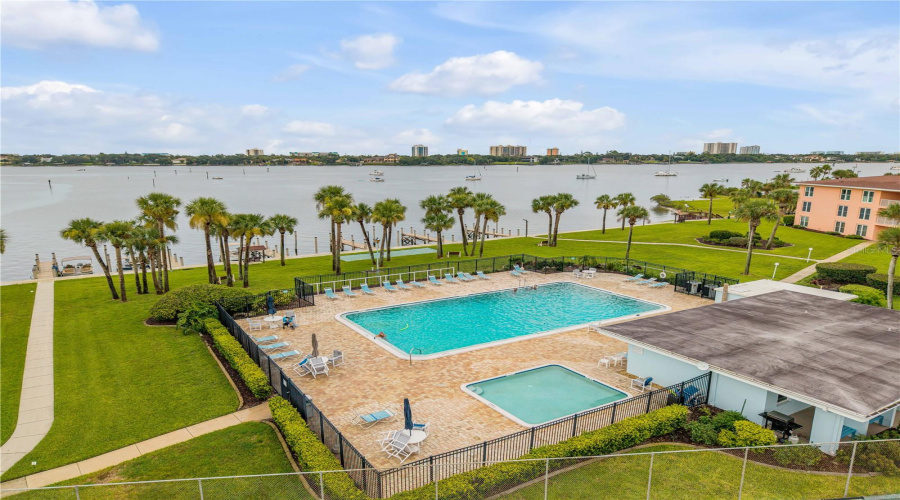Daytona Beach, Florida 32114, 2 Bedroom Bedrooms, ,2 Bathroombathrooms,Residential,For Sale,Beach,0,Mfro6436533