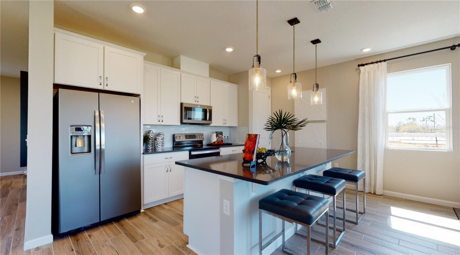 Apollo Beach, Florida 33572, 4 Bedroom Bedrooms, ,3 Bathroombathrooms,Residential,For Sale,Spring Maiden,0,Mfrs5151474